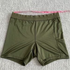 GUC M Avia army green spandex with pocket olive green thin spandex 4in inseam